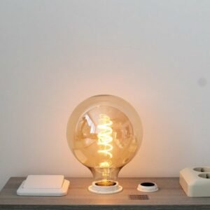 LED kooldraad E27 4Watt dimbaar globe 125mm amber